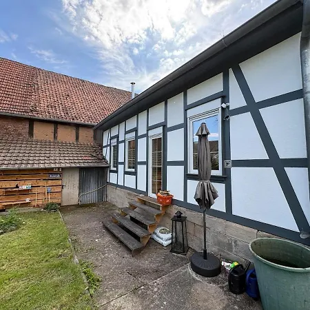 度假居 Urlaub In Der Alten Dorfschule An Der Werra