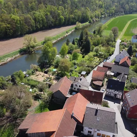 度假居 Urlaub In Der Alten Dorfschule An Der Werra